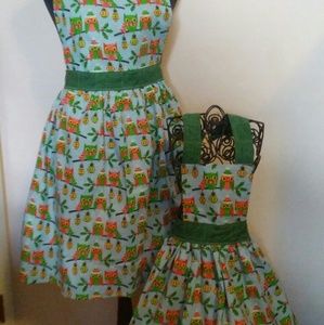 Mommy and me aprons